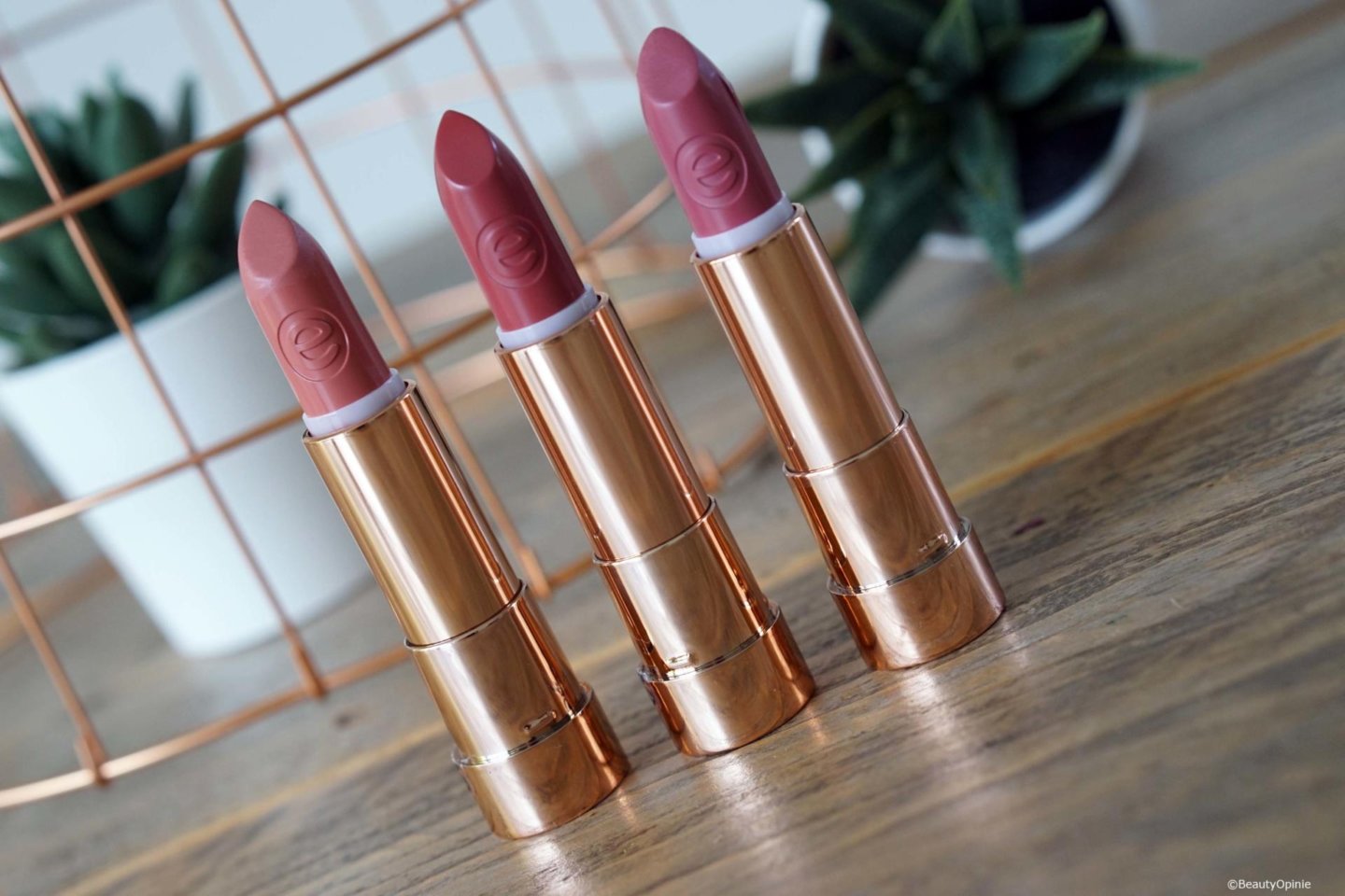 Essence This is me lipsticks review