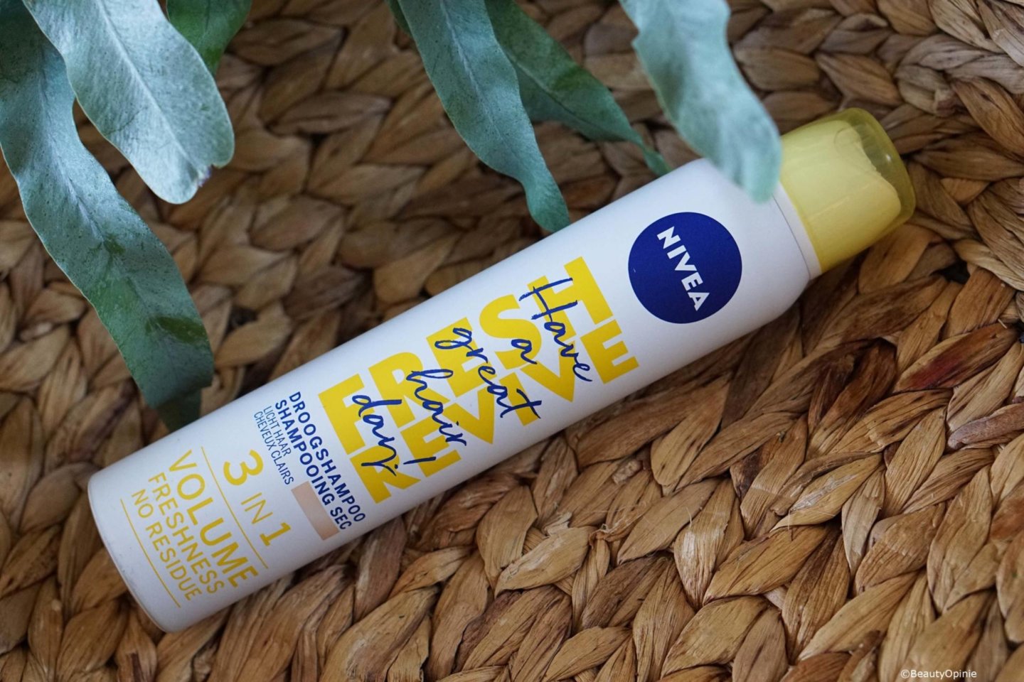 review Droogshampoo licht haar van nivea