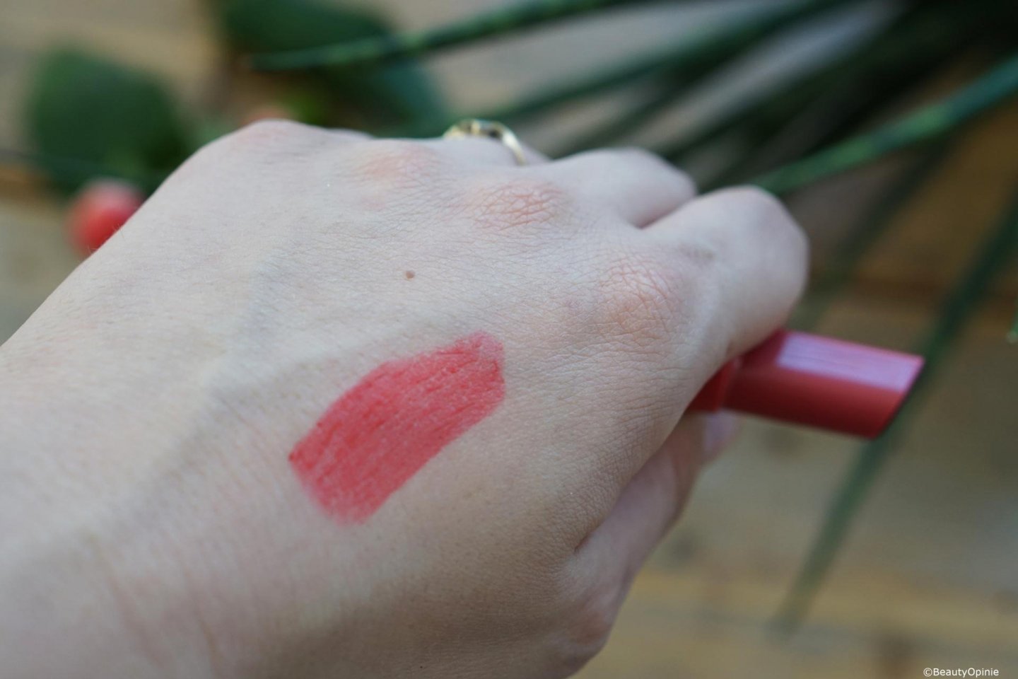 Waterdrop tint bomb review holika holika