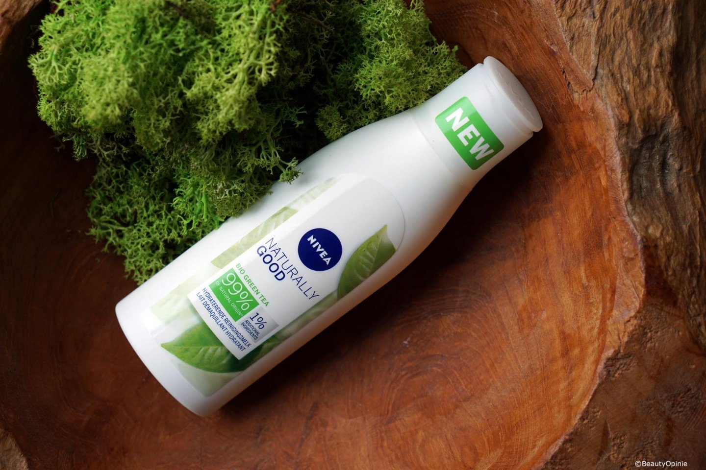 review NIVEA NATURALLY GOOD Hydraterende reinigingsmelk