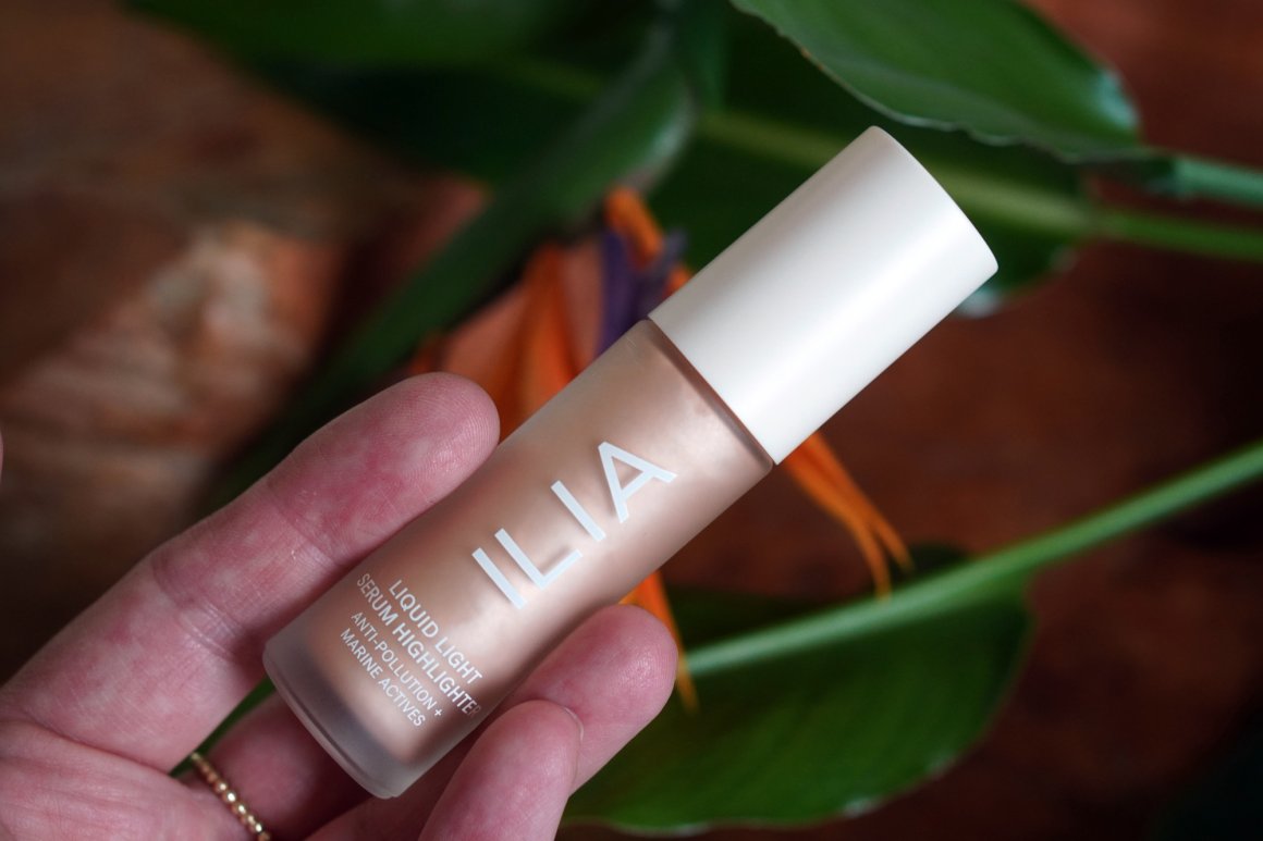 Liquid Light Serum Highlighter