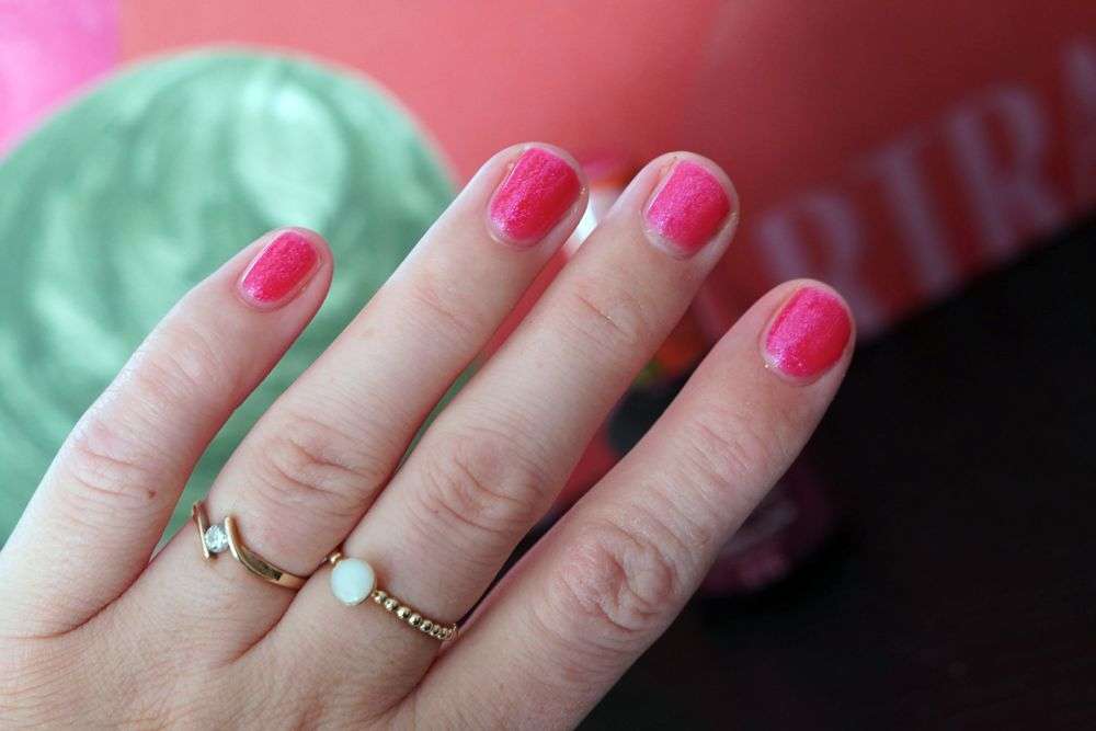 376 Plumberry Pink pink gellac