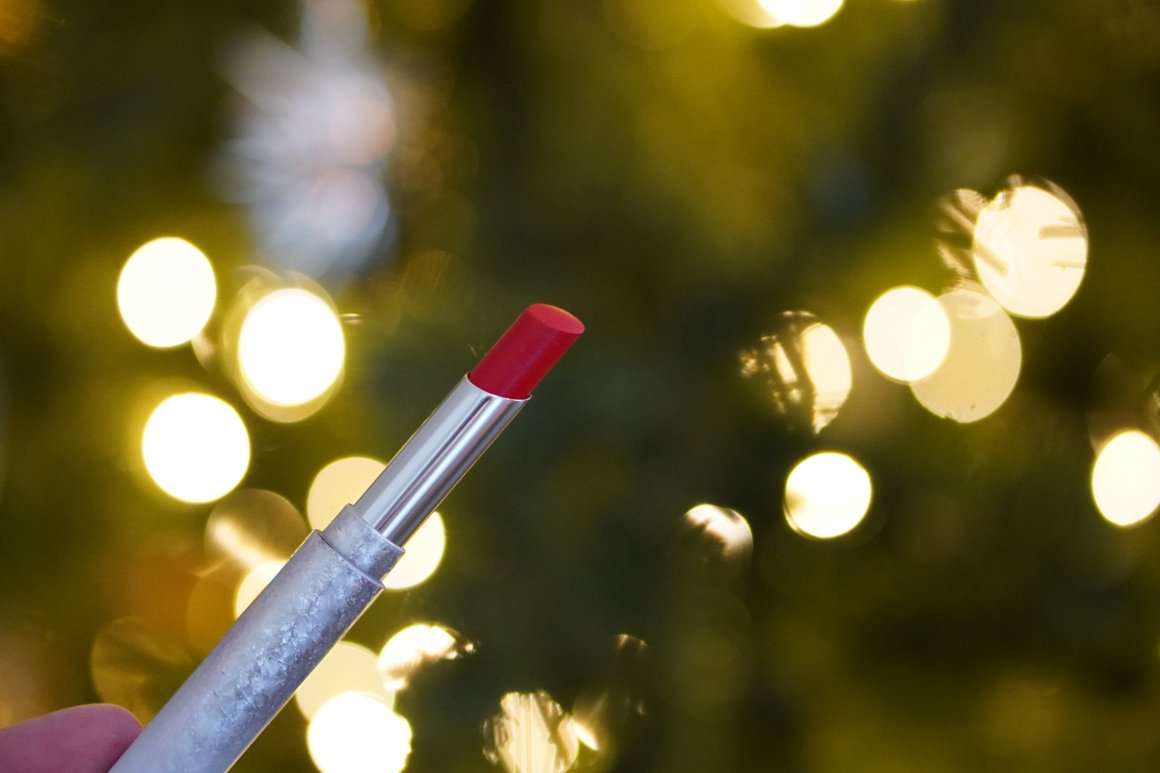 MAC Cosmetics Merry Cherry lipstick review